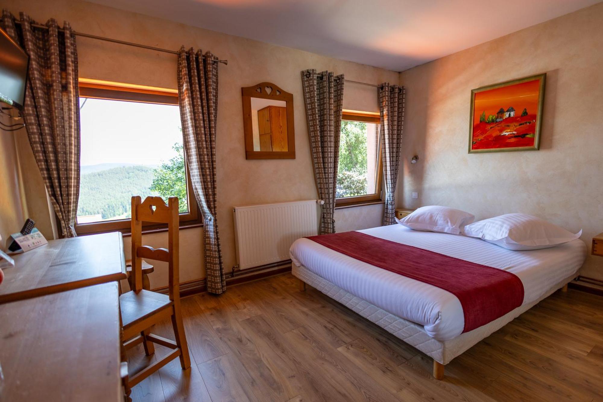 Le Bouton D'Or Hotell Lapoutroie Eksteriør bilde